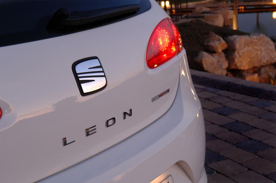  Seat Leon EcoMotive 2008 года  (фото 2 из 35)